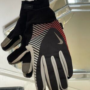 Nike Storm fit running gloves size L